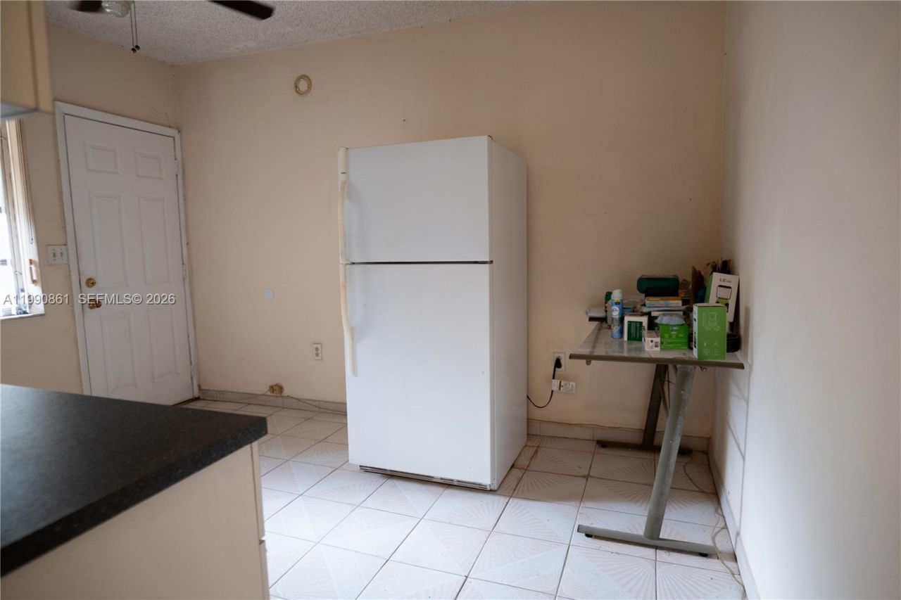 2323 SW 17th Ter, Miami, FL 33145 Photo