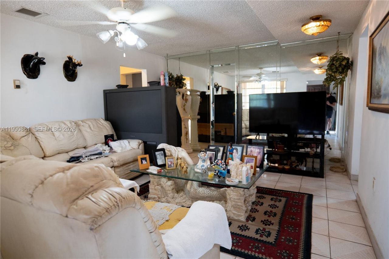 2323 SW 17th Ter, Miami, FL 33145 Photo