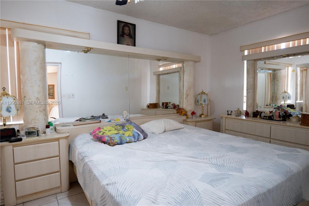 2323 SW 17th Ter, Miami, FL 33145 Photo