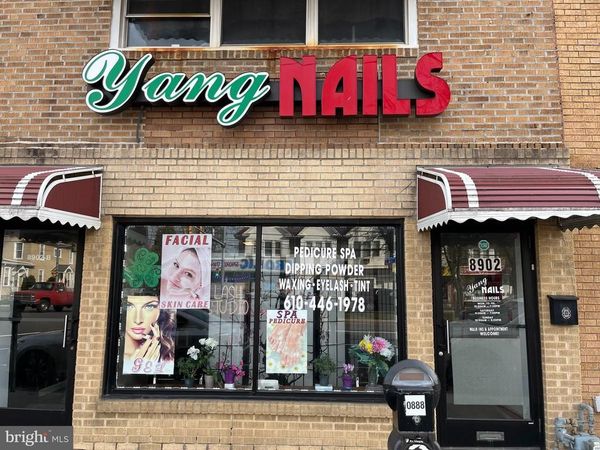 8902 W CHESTER PIKE, UPPER DARBY, PA 19082