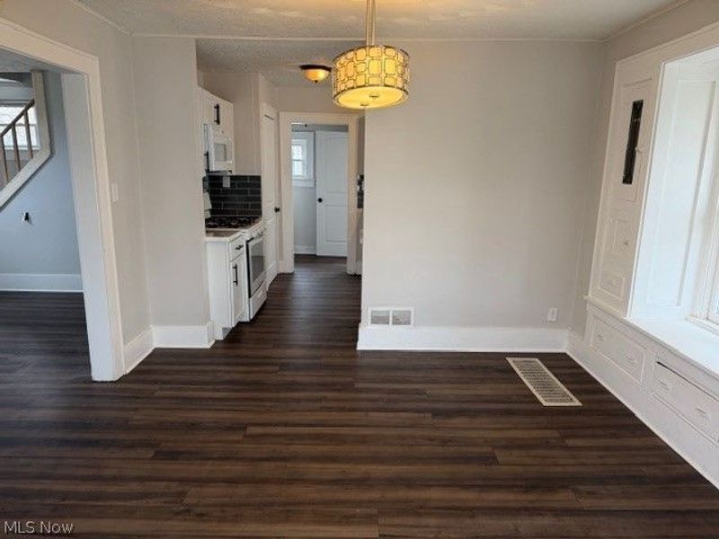 116 Munroe Falls Avenue, Cuyahoga Falls, OH 44221 Photo 11