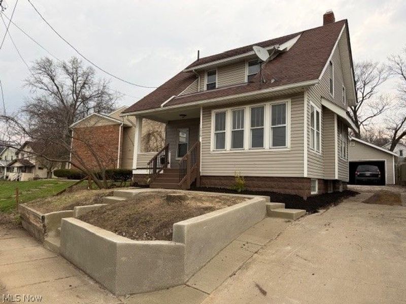 116 Munroe Falls Avenue, Cuyahoga Falls, OH 44221 Photo 3