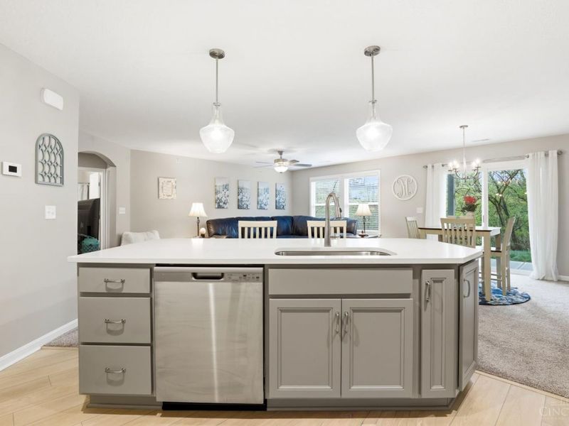 663 Tradition Ridge, Unit 79101, Union Twp, OH 45245 Photo 14