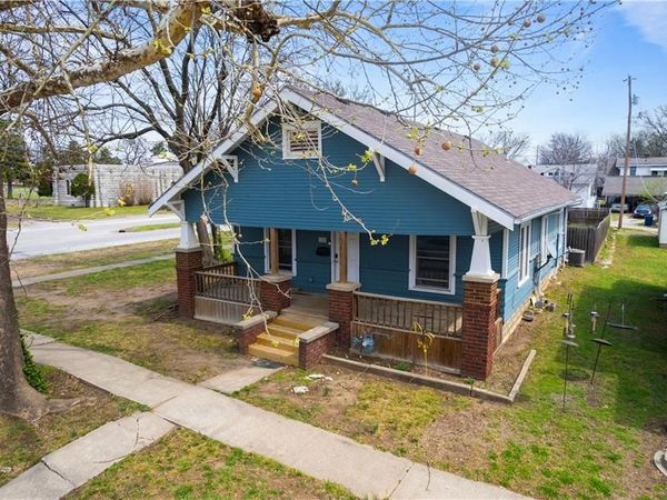 1228 N 6th Street, Independence, KS 67301