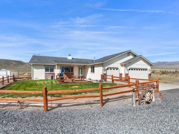 219 David Avenue, Stagecoach, NV 89429