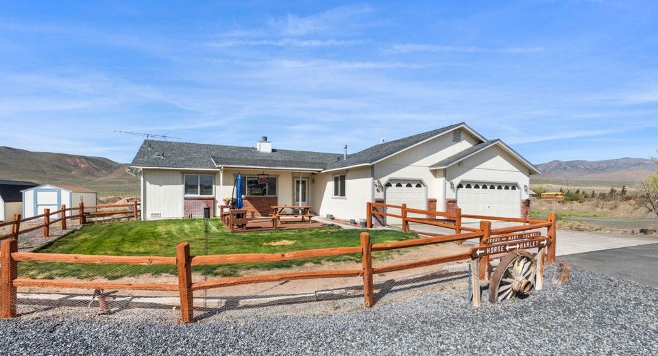 219 David Avenue, Stagecoach, NV 89429 Photo