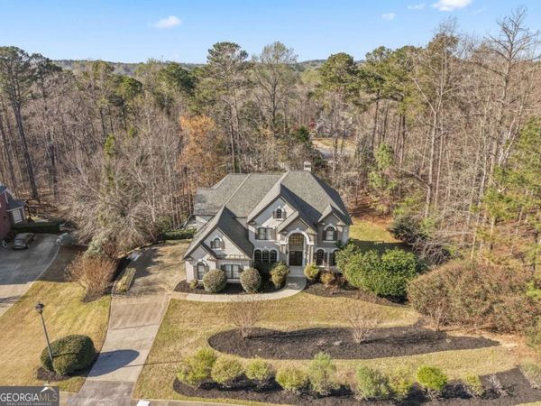 715 Fawn Ridge Court, Roswell, GA 30075