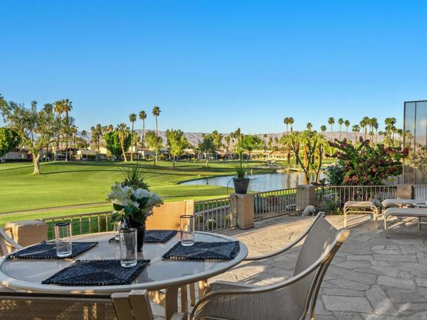 402 Running Springs Drive, Palm Desert, CA 92211