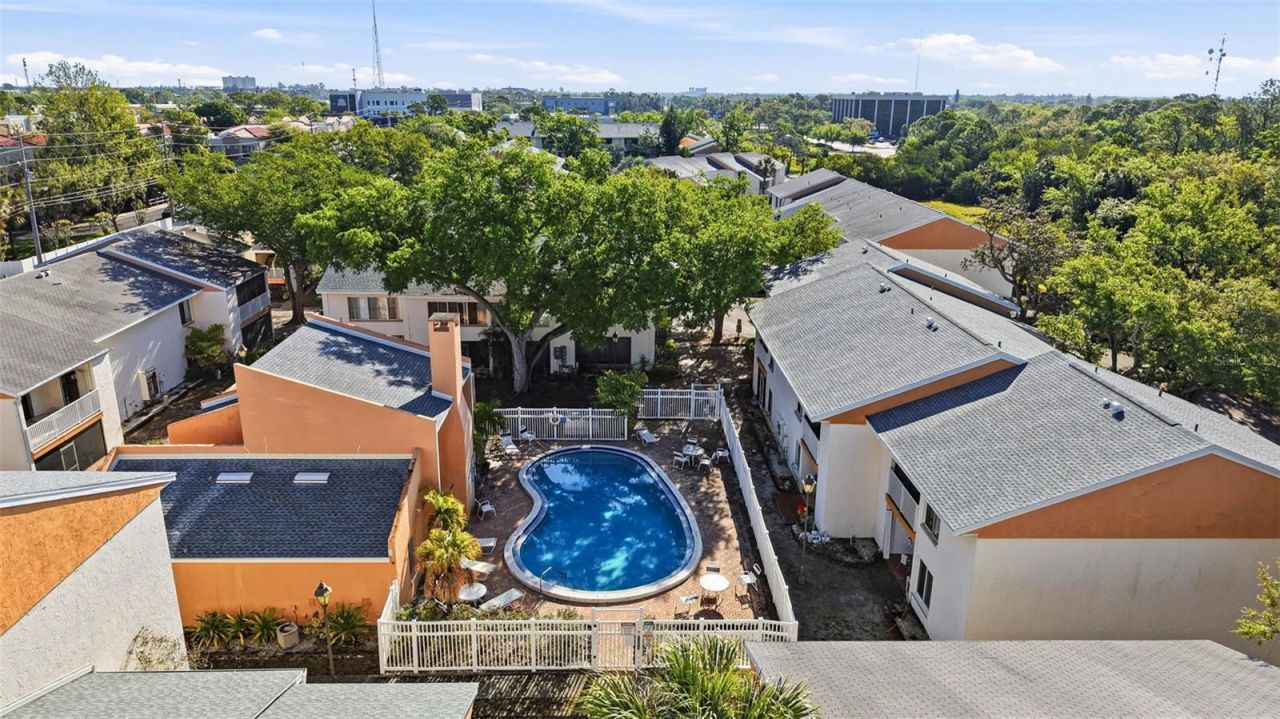 776 100th Avenue N, Unit 104, Saint Petersburg, FL 33702 Photo