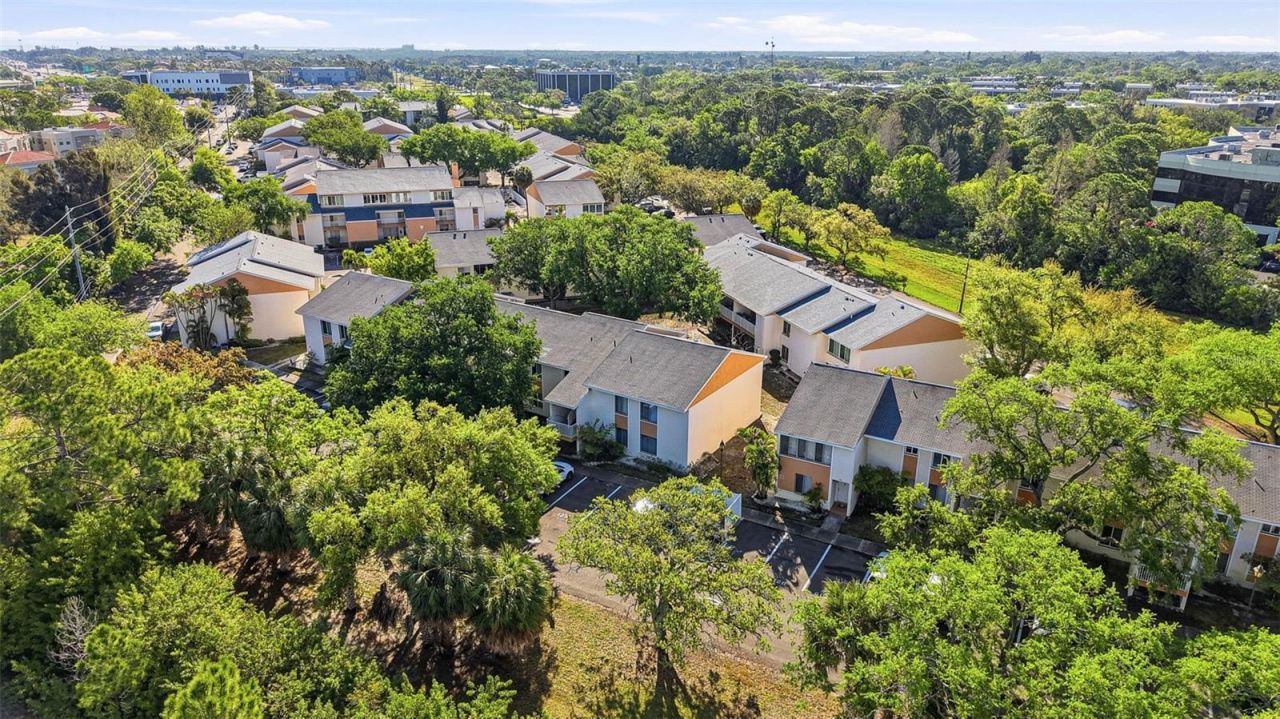 776 100th Avenue N, Unit 104, Saint Petersburg, FL 33702 Photo