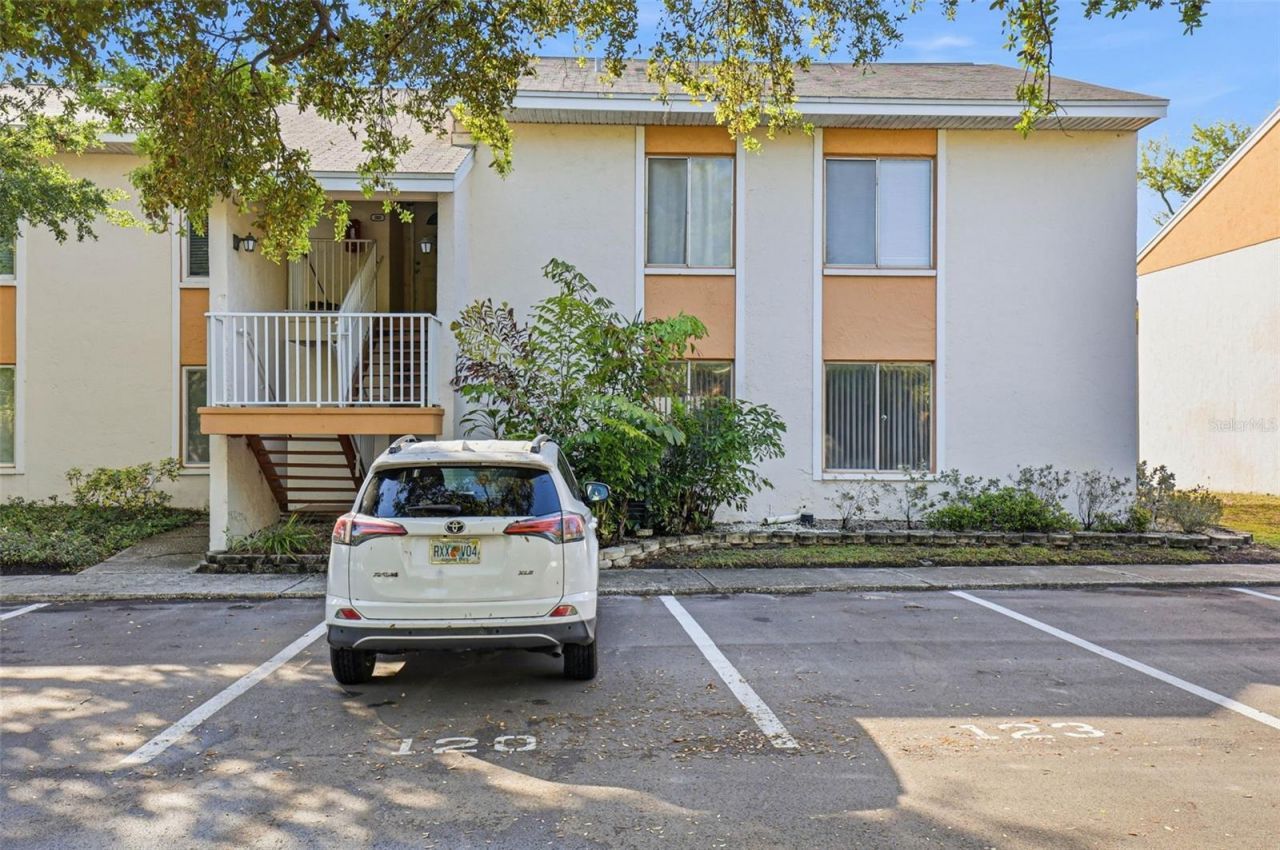 776 100th Avenue N, Unit 104, Saint Petersburg, FL 33702 Photo