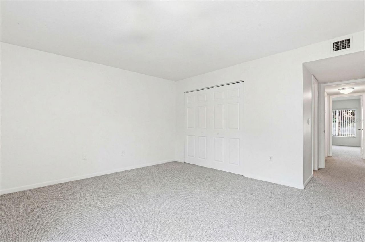 776 100th Avenue N, Unit 104, Saint Petersburg, FL 33702 Photo