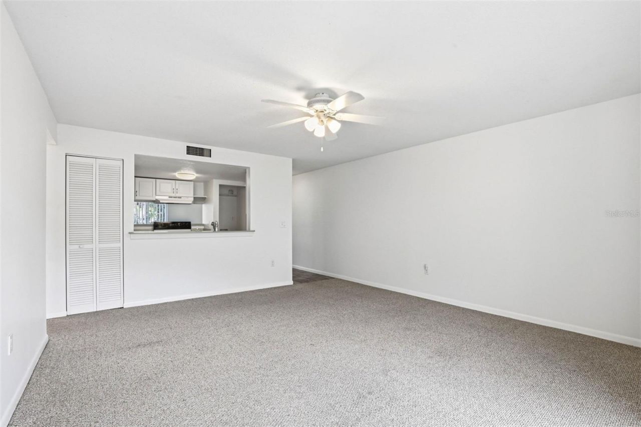 776 100th Avenue N, Unit 104, Saint Petersburg, FL 33702 Photo