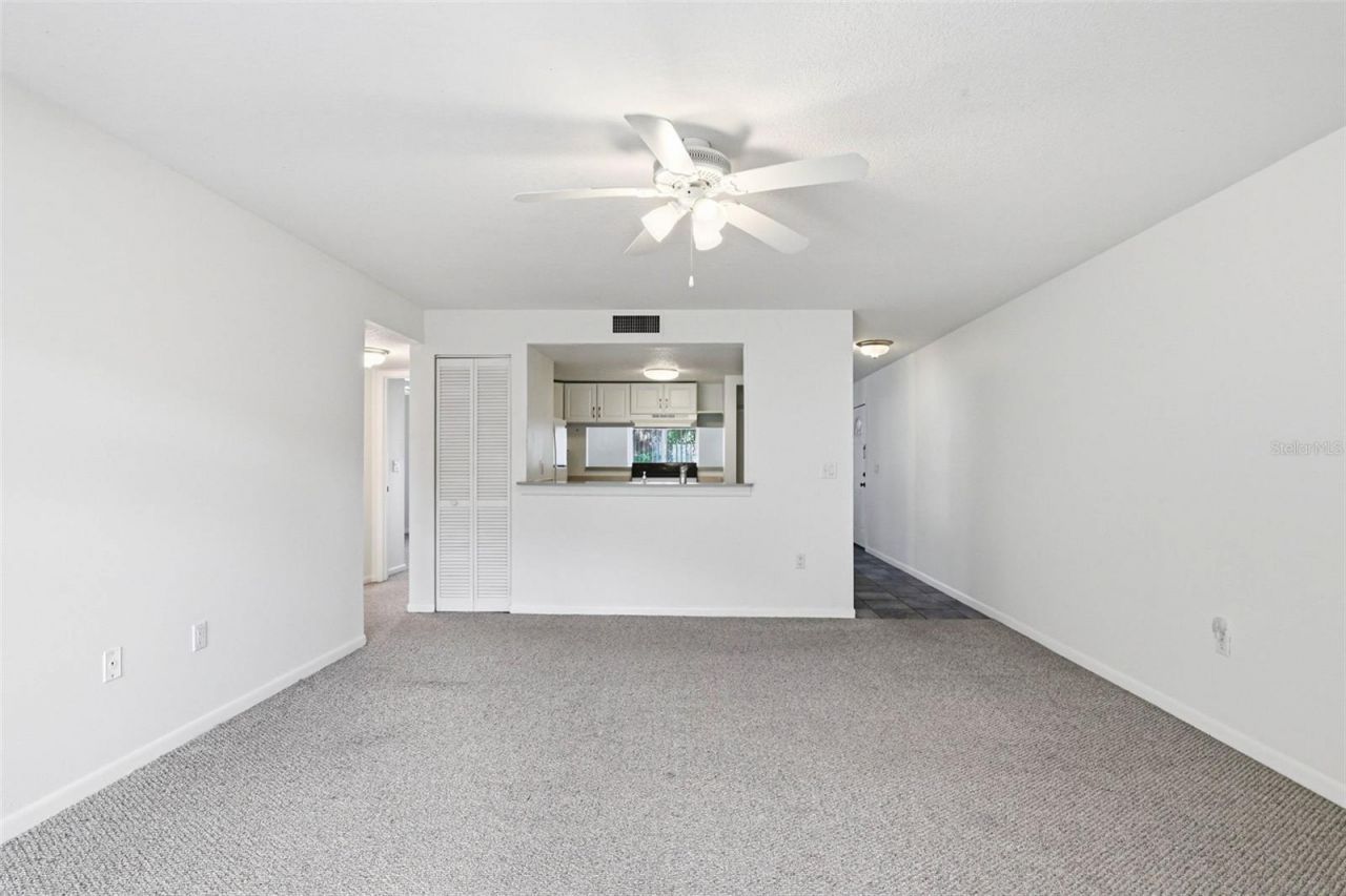 776 100th Avenue N, Unit 104, Saint Petersburg, FL 33702 Photo