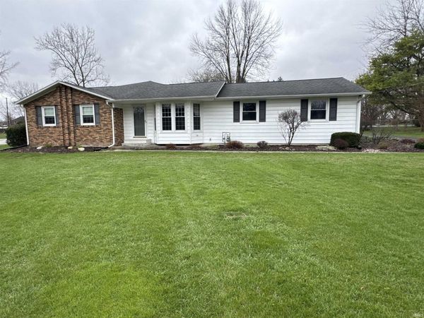 1112 Orchard Circle Drive, Bluffton, IN 46714