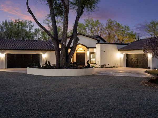 420 Calle Conejo Lane , Corrales, NM 87048