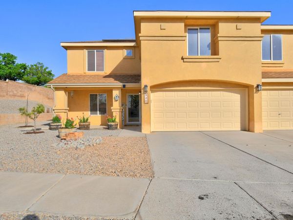 920 Colibri Avenue NW, Los Lunas, NM 87031