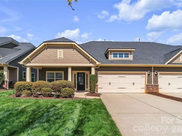 111 Canter Lane, Mooresville, NC 28115