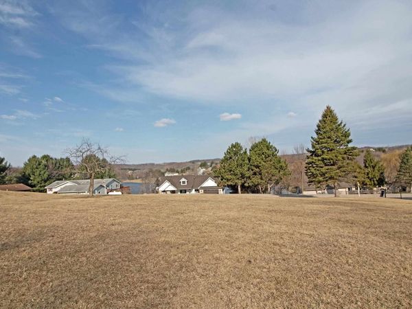 L817 Remington, La Valle, WI 53941