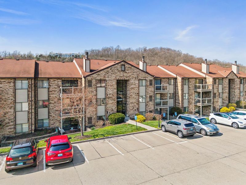 12 Woodland Hills Drive, Unit 6, Southgate, KY 41071 Photo 2