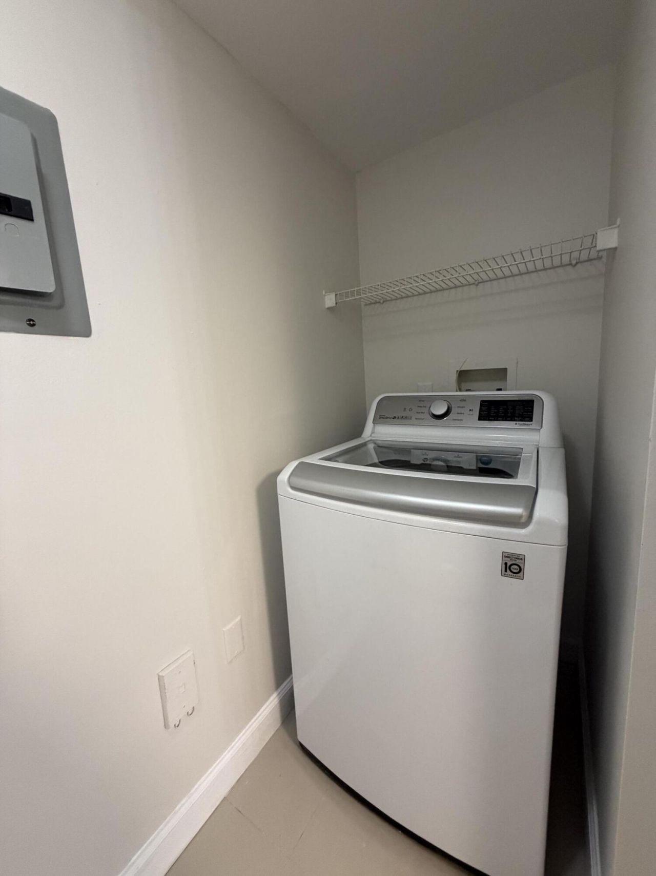 5031 Wiles Road, Unit 203, Coconut Creek, FL 33073 Photo