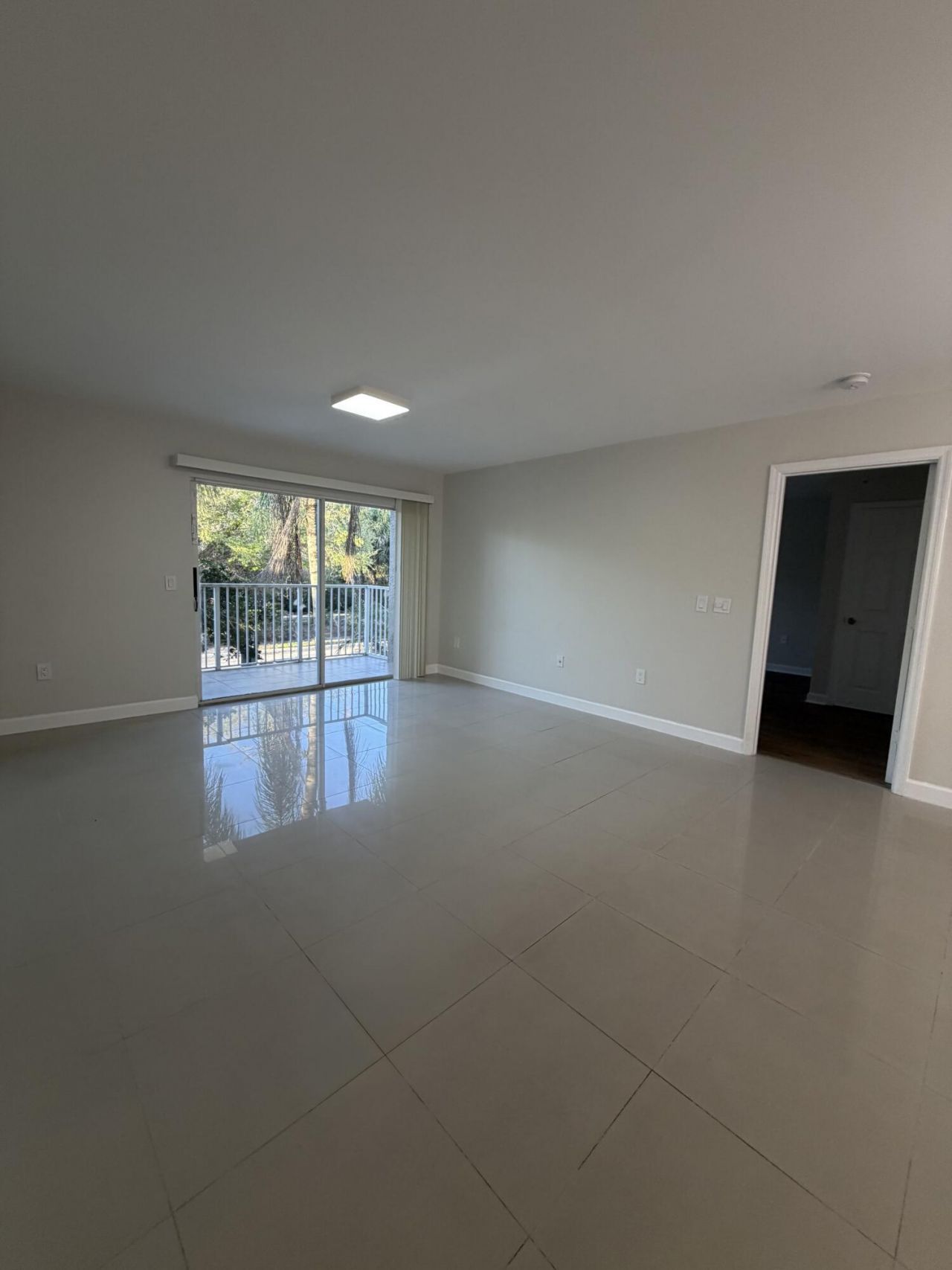 5031 Wiles Road, Unit 203, Coconut Creek, FL 33073 Photo