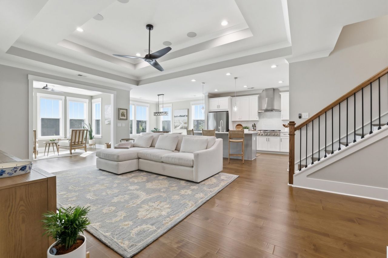 211 Black Water Dr. Photo 13