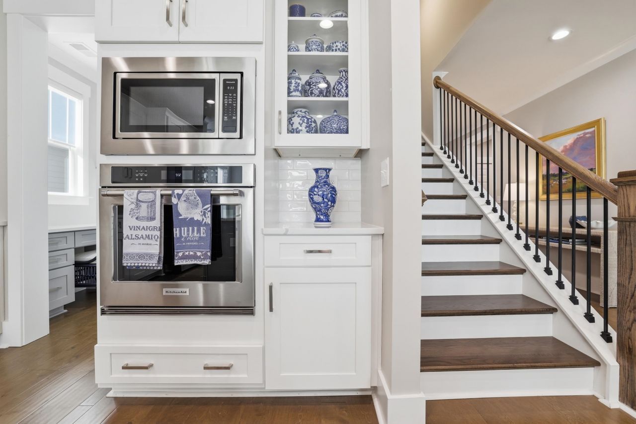 211 Black Water Dr. Photo 22