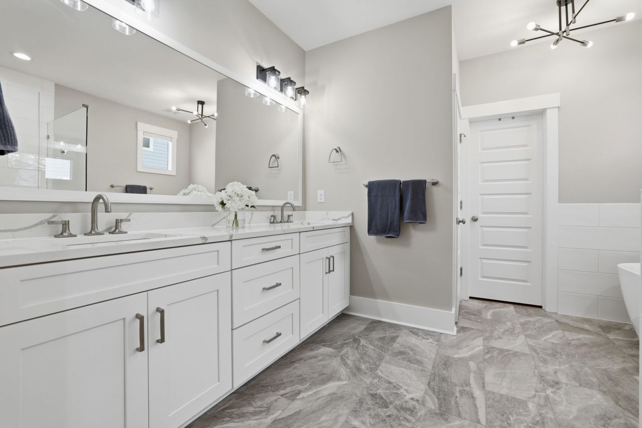 211 Black Water Dr. Photo 30