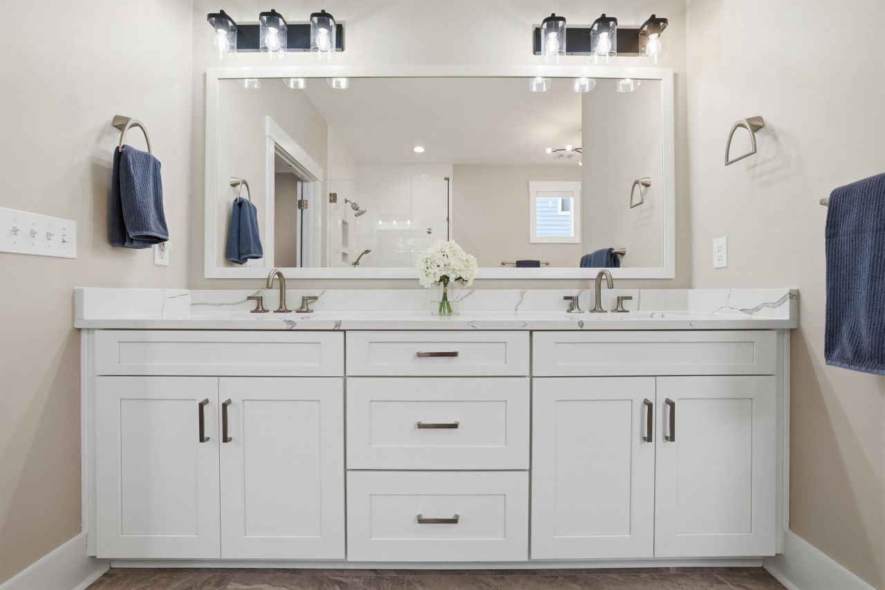 211 Black Water Dr. Photo 31