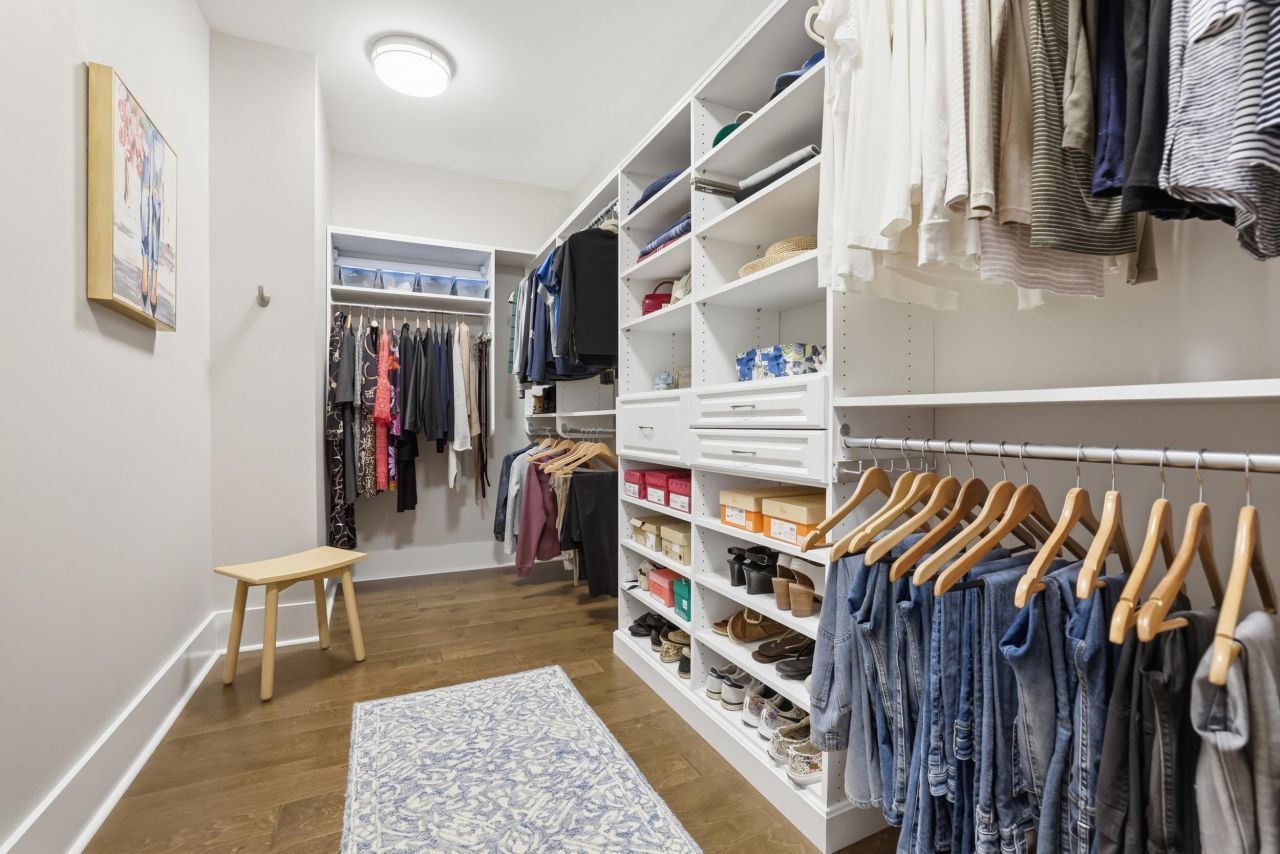 211 Black Water Dr. Photo 33