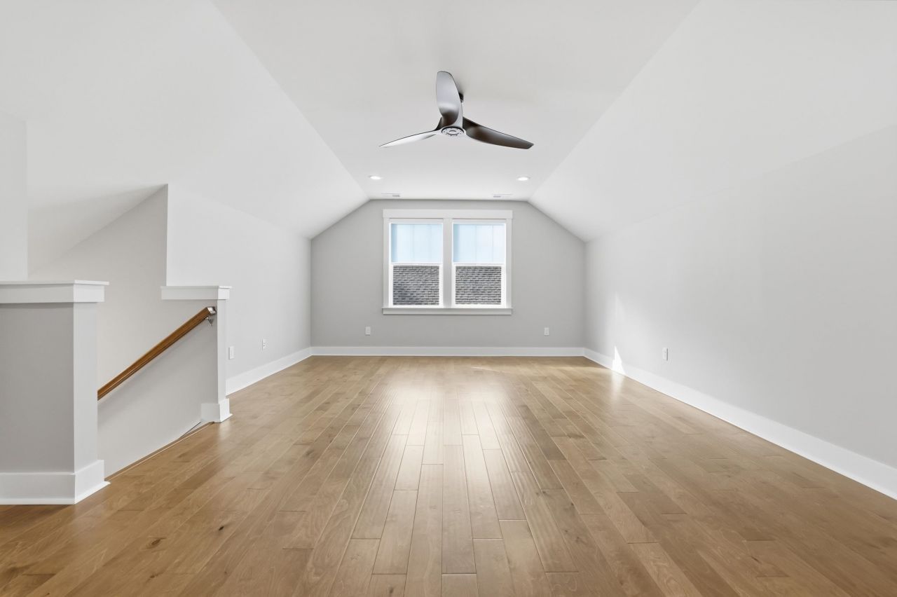 211 Black Water Dr. Photo 37