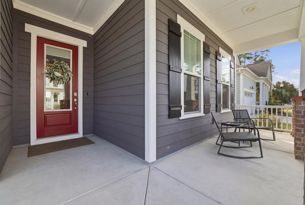 211 Black Water Dr. Photo 4