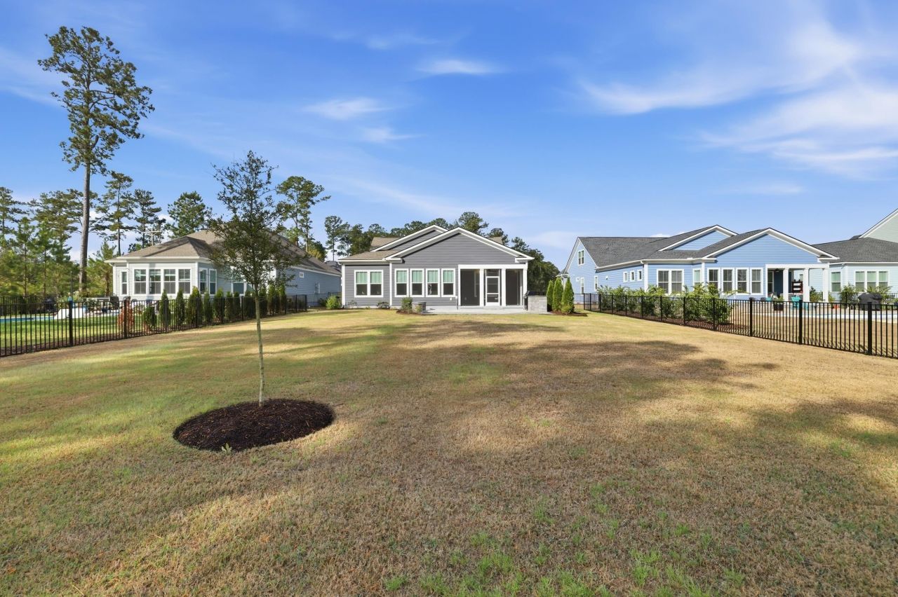 211 Black Water Dr. Photo 47