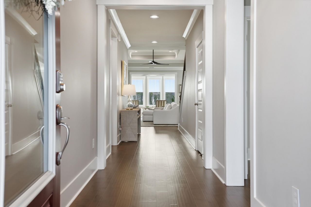 211 Black Water Dr. Photo 5