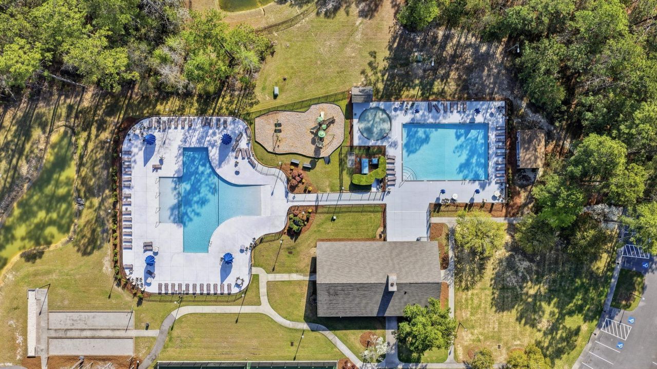 211 Black Water Dr. Photo 52