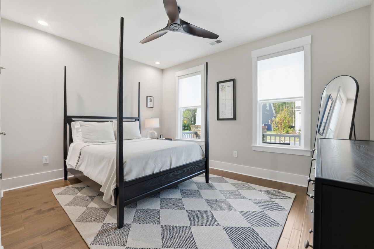 211 Black Water Dr. Photo 8