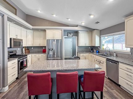 2101 Gravel Gulch Ct, Cool, CA 95614 Photo