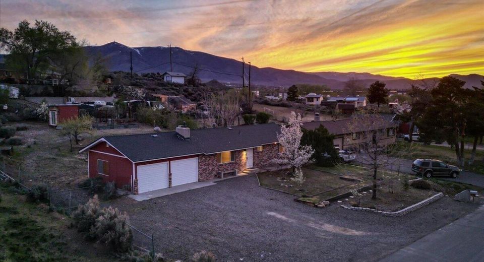 8704 Aquifer Way, Reno, NV 89506 Photo