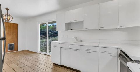 8704 Aquifer Way, Reno, NV 89506 Photo