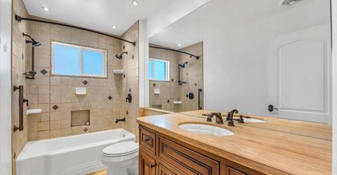 8704 Aquifer Way, Reno, NV 89506 Photo