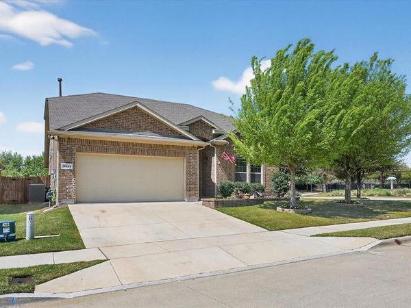 15845 Oak Pointe Drive, Fort Worth, TX 76177