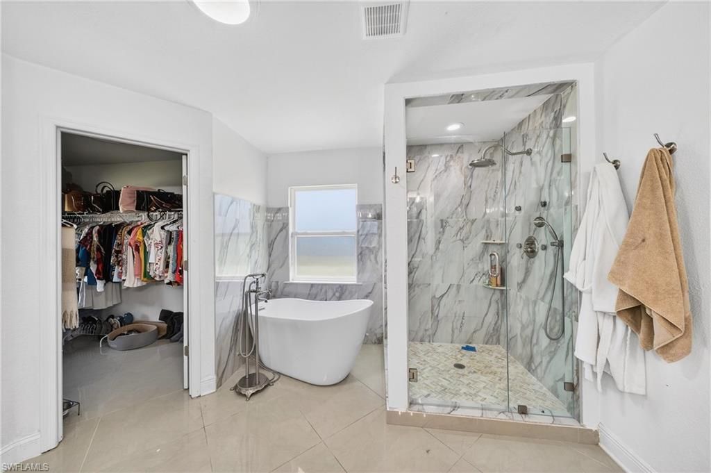 533 Willowbrook Dr , Lehigh Acres, FL 33972 Photo