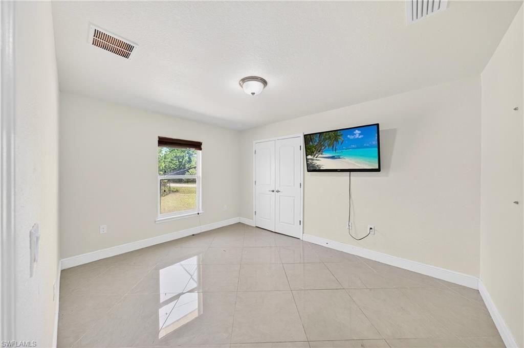 533 Willowbrook Dr , Lehigh Acres, FL 33972 Photo