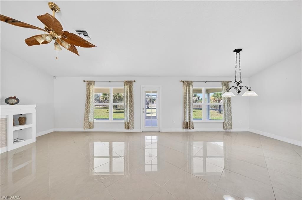 533 Willowbrook Dr , Lehigh Acres, FL 33972 Photo