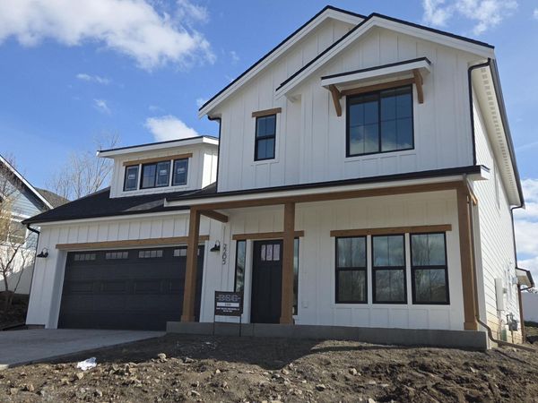 2205 W Cascade Way, Spokane, WA 99208