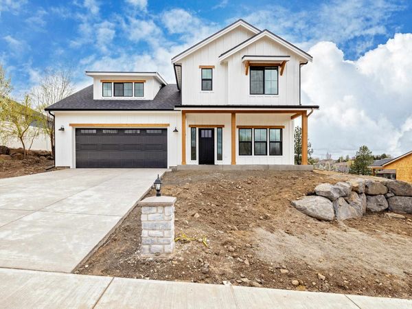 2205 W Cascade Way, Spokane, WA 99208