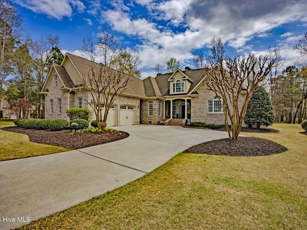 107 Red Sunset Court, Wallace, NC 28466