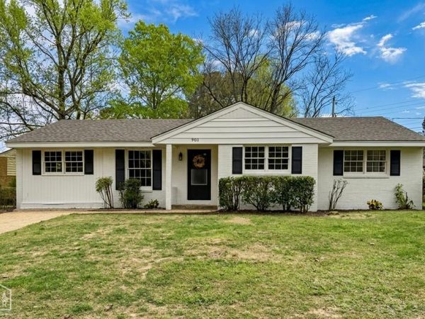 901 Valley Drive, Jonesboro, AR 72401