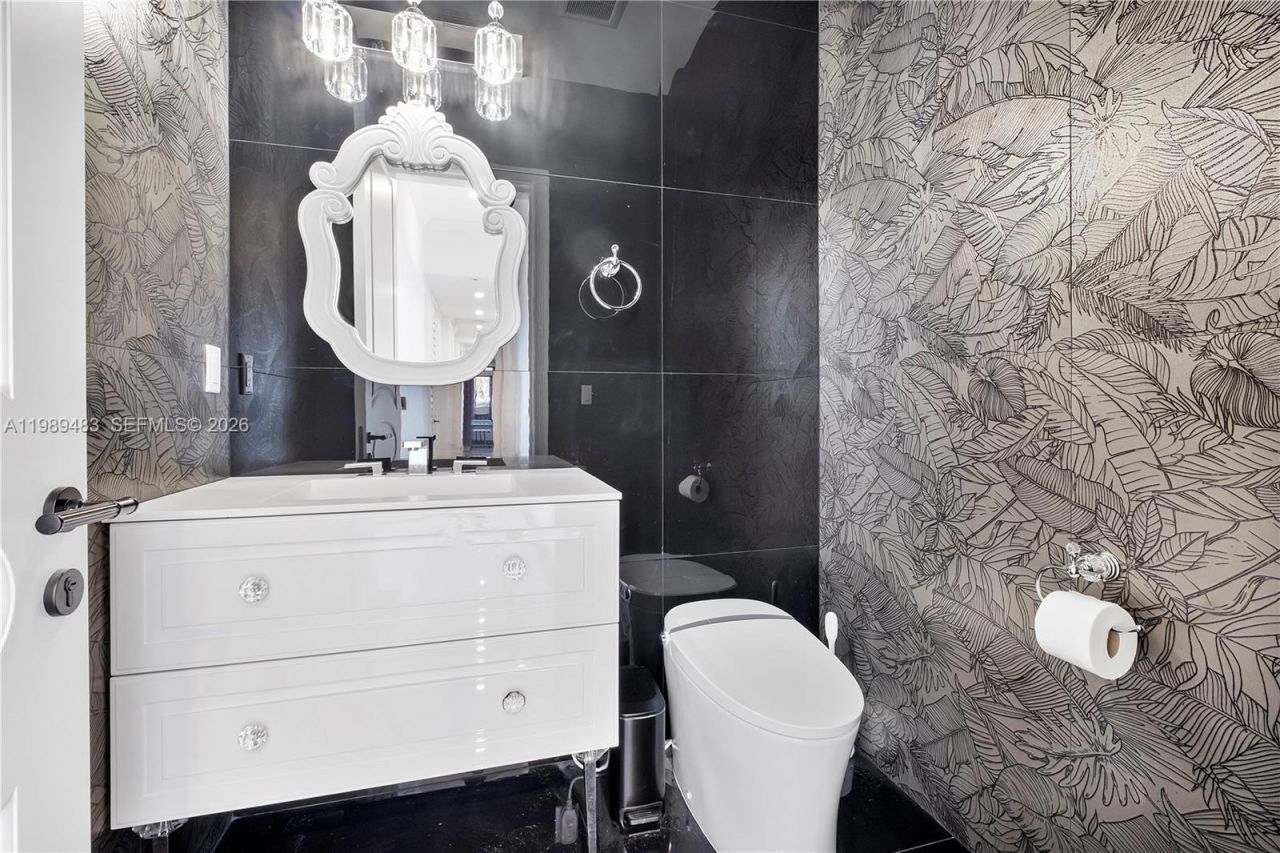 919 92nd St , Surfside, FL 33154 Photo